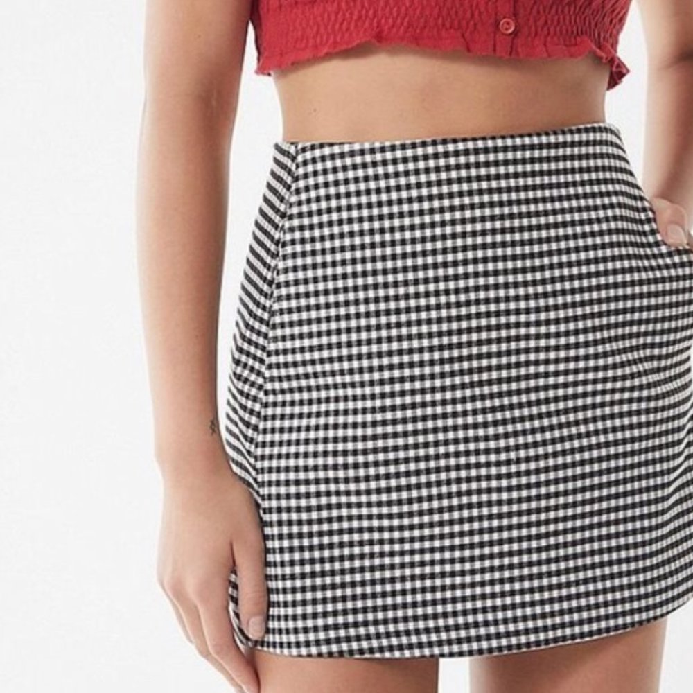 Urban Outfitters Gingham Mini Skirt - XS
